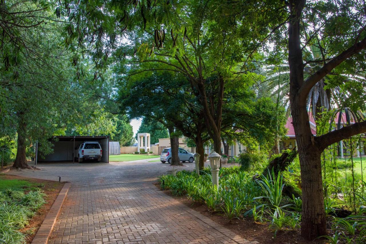 Toscana Estate Bloemfontein Buitenkant foto